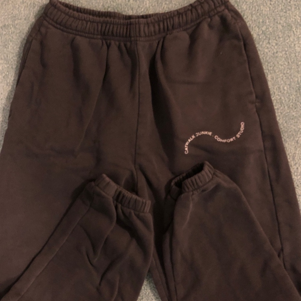 Cozy Women’s Sweat Joggers in Dark gray